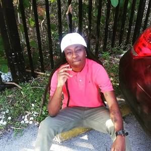 Meet your Posher, Ryenne